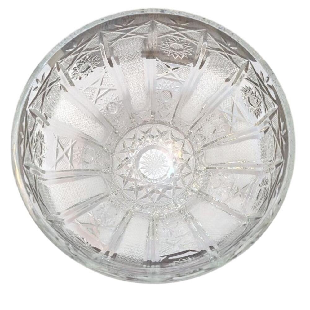 Samobor vintage 24% full lead hand cut crystal 4inch tall by 7 inch across bowl